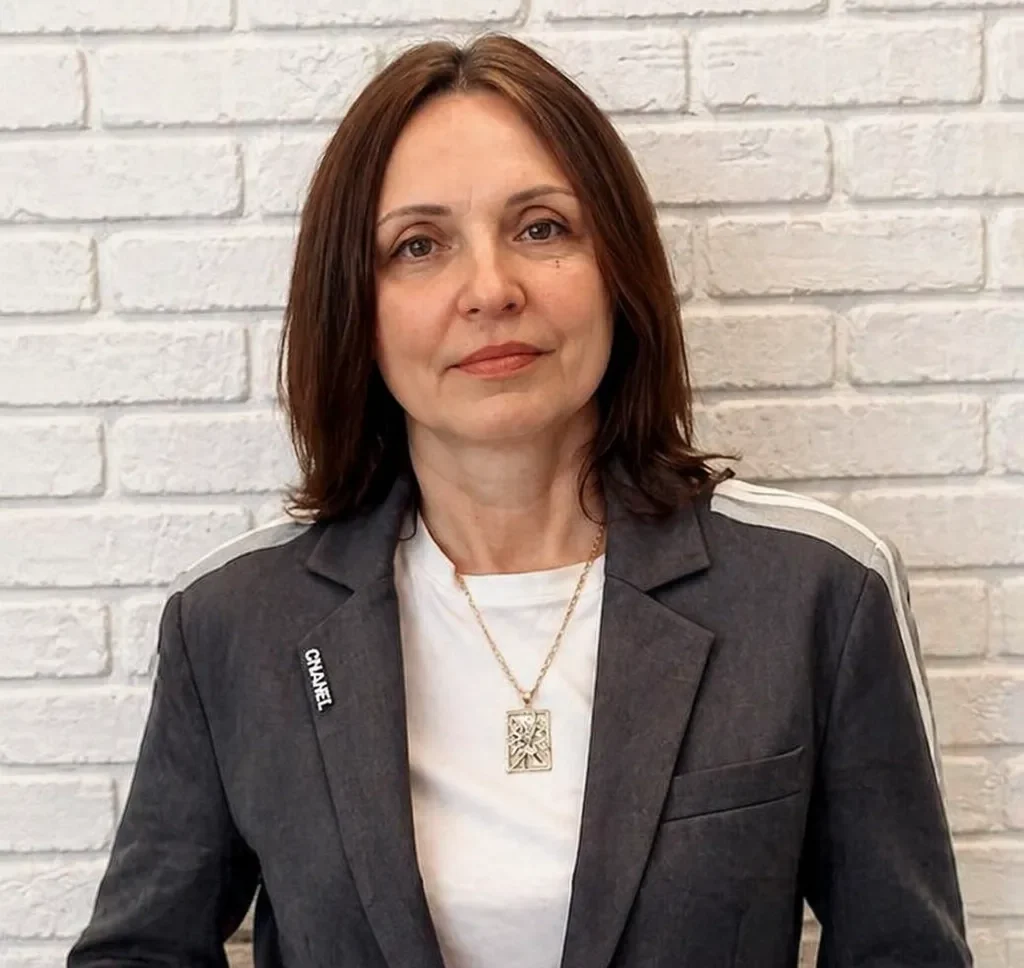 Тихомирова Оксана эксперт по сделкам агентство светлана наумова